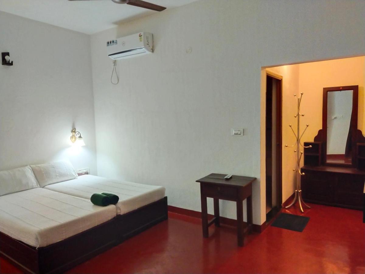 Marari Beach Clleetus Homestay มาราริคุลาม ห้อง รูปภาพ