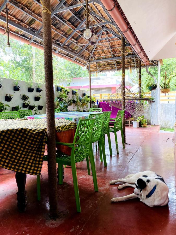 Marari Beach Clleetus Homestay มาราริคุลาม ภายนอก รูปภาพ