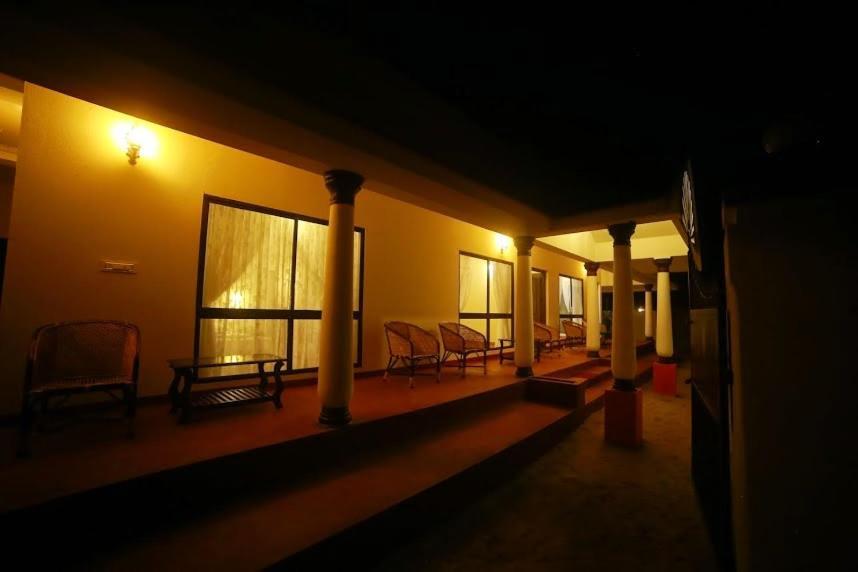 Marari Beach Clleetus Homestay มาราริคุลาม ภายนอก รูปภาพ